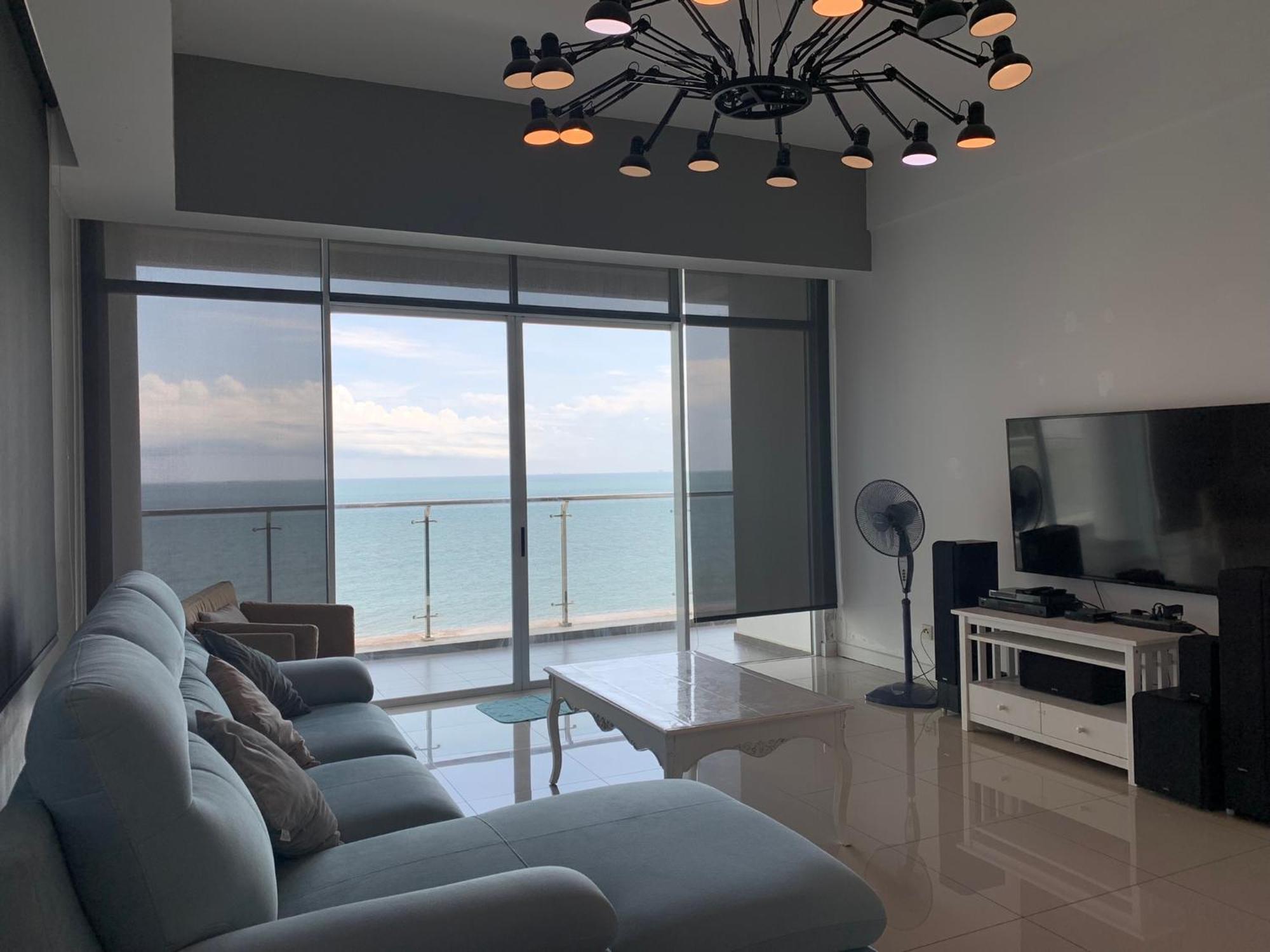Bay Resort Condominium, 7, Beach-Front Sea View, 6-8 Pax Miri Extérieur photo